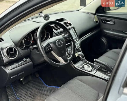 Синий Мазда 6, объемом двигателя 2.49 л и пробегом 230 тыс. км за 8500 $, фото 4 на Automoto.ua