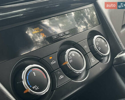 Синий Мазда 6, объемом двигателя 2.49 л и пробегом 240 тыс. км за 9450 $, фото 26 на Automoto.ua