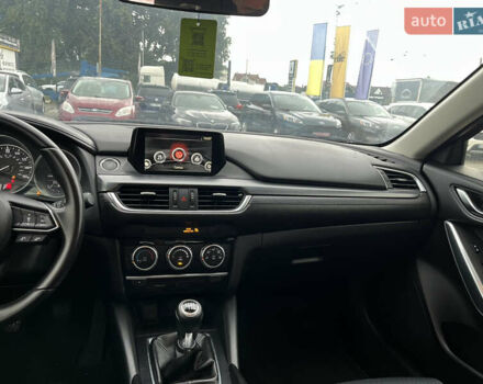 Синий Мазда 6, объемом двигателя 2.5 л и пробегом 334 тыс. км за 9900 $, фото 11 на Automoto.ua