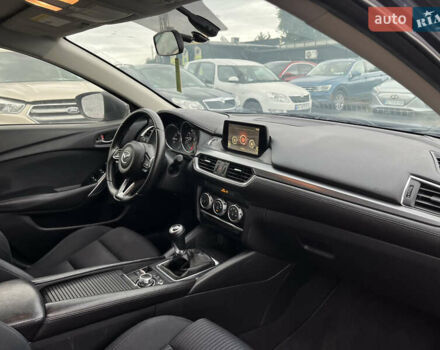 Синий Мазда 6, объемом двигателя 2.5 л и пробегом 334 тыс. км за 9900 $, фото 17 на Automoto.ua