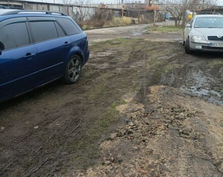 Синій Мазда 6, об'ємом двигуна 2 л та пробігом 442 тис. км за 2500 $, фото 1 на Automoto.ua