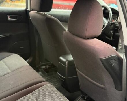 Синий Мазда 6, объемом двигателя 2 л и пробегом 221 тыс. км за 1800 $, фото 7 на Automoto.ua