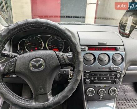 Синій Мазда 6, об'ємом двигуна 1.8 л та пробігом 216 тис. км за 5500 $, фото 4 на Automoto.ua