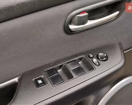 Синій Мазда 6, об'ємом двигуна 1.8 л та пробігом 211 тис. км за 6800 $, фото 9 на Automoto.ua