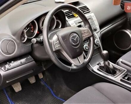 Синій Мазда 6, об'ємом двигуна 1.8 л та пробігом 211 тис. км за 6800 $, фото 10 на Automoto.ua