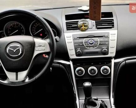 Синій Мазда 6, об'ємом двигуна 1.8 л та пробігом 211 тис. км за 6800 $, фото 17 на Automoto.ua