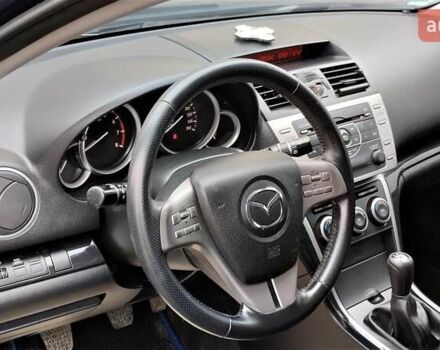 Синій Мазда 6, об'ємом двигуна 1.8 л та пробігом 211 тис. км за 6800 $, фото 12 на Automoto.ua