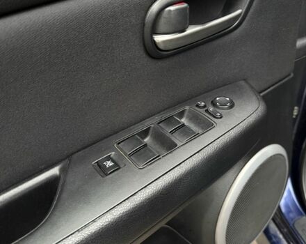 Синій Мазда 6, об'ємом двигуна 2 л та пробігом 320 тис. км за 4800 $, фото 9 на Automoto.ua