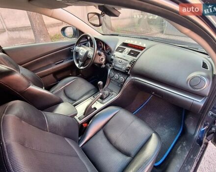 Синий Мазда 6, объемом двигателя 2.2 л и пробегом 324 тыс. км за 4000 $, фото 9 на Automoto.ua