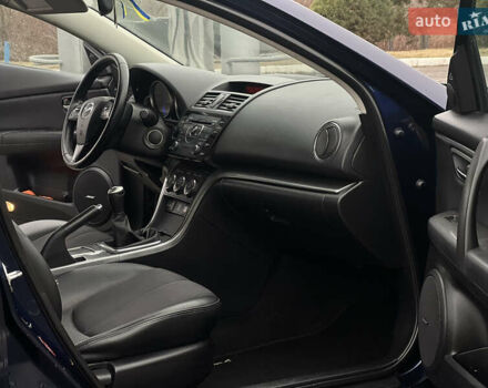 Синій Мазда 6, об'ємом двигуна 2.2 л та пробігом 271 тис. км за 5800 $, фото 21 на Automoto.ua