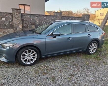 Синий Мазда 6, объемом двигателя 2.2 л и пробегом 220 тыс. км за 10500 $, фото 1 на Automoto.ua