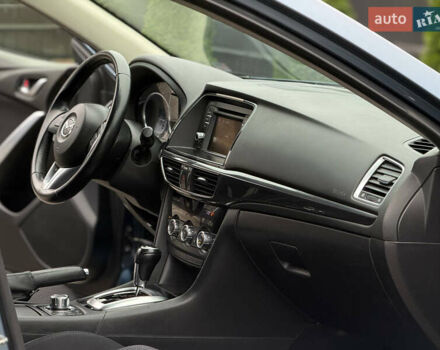 Синій Мазда 6, об'ємом двигуна 2.19 л та пробігом 249 тис. км за 11200 $, фото 11 на Automoto.ua