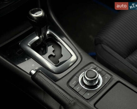 Синій Мазда 6, об'ємом двигуна 2.19 л та пробігом 249 тис. км за 11200 $, фото 17 на Automoto.ua