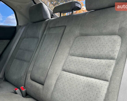 Синий Мазда 6, объемом двигателя 1.8 л и пробегом 199 тыс. км за 4400 $, фото 26 на Automoto.ua