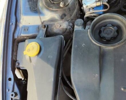 Синий Мазда 6, объемом двигателя 2 л и пробегом 257 тыс. км за 3300 $, фото 1 на Automoto.ua