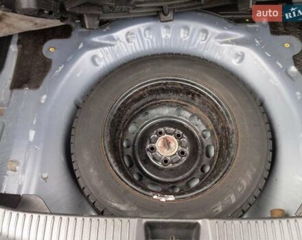 Синий Мазда 6, объемом двигателя 2 л и пробегом 300 тыс. км за 3900 $, фото 19 на Automoto.ua
