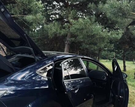 Синій Мазда 6, об'ємом двигуна 2 л та пробігом 320 тис. км за 6000 $, фото 2 на Automoto.ua