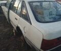 Белый Мазда 626, объемом двигателя 2 л и пробегом 250 тыс. км за 297 $, фото 1 на Automoto.ua