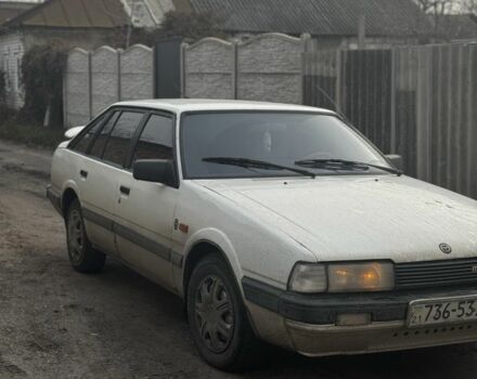 Білий Мазда 626, об'ємом двигуна 1.6 л та пробігом 380 тис. км за 1300 $, фото 4 на Automoto.ua