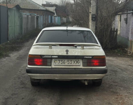 Белый Мазда 626, объемом двигателя 1.6 л и пробегом 380 тыс. км за 1300 $, фото 4 на Automoto.ua