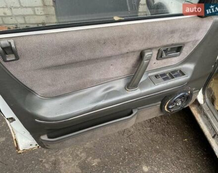 Белый Мазда 626, объемом двигателя 2 л и пробегом 400 тыс. км за 600 $, фото 8 на Automoto.ua