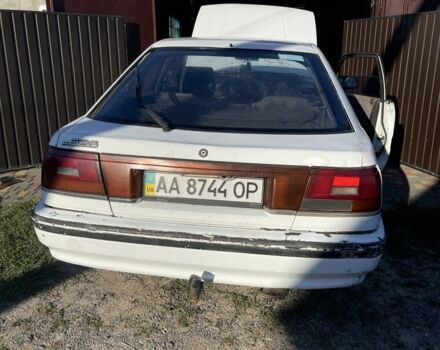 Белый Мазда 626, объемом двигателя 1.8 л и пробегом 20 тыс. км за 848 $, фото 4 на Automoto.ua