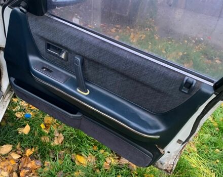 Мазда 626 1990 у Фастове на Automoto.ua Білий Мазда 626, об'ємом двигуна 2 л та пробігом 300 тис. км за 440 $, фото 4 на Automoto.ua