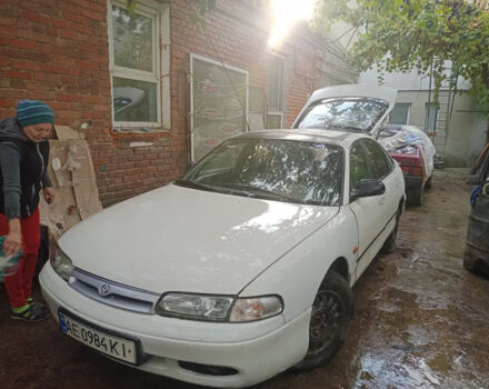 Білий Мазда 626, об'ємом двигуна 2 л та пробігом 350 тис. км за 1000 $, фото 3 на Automoto.ua