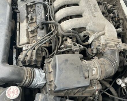 Белый Мазда 626, объемом двигателя 2.5 л и пробегом 327 тыс. км за 600 $, фото 2 на Automoto.ua