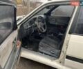 Білий Мазда 626, об'ємом двигуна 2 л та пробігом 300 тис. км за 2100 $, фото 2 на Automoto.ua