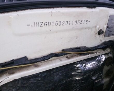 Белый Мазда 626, объемом двигателя 2 л и пробегом 360 тыс. км за 1800 $, фото 4 на Automoto.ua