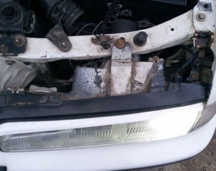 Белый Мазда 626, объемом двигателя 2 л и пробегом 360 тыс. км за 1800 $, фото 5 на Automoto.ua