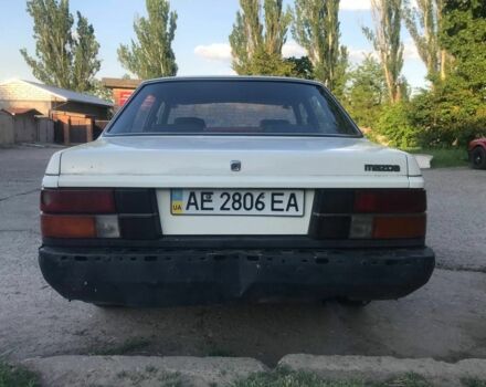 Белый Мазда 626, объемом двигателя 0 л и пробегом 100 тыс. км за 1400 $, фото 4 на Automoto.ua