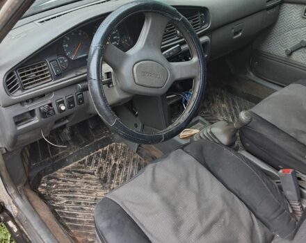 Белый Мазда 626, объемом двигателя 2 л и пробегом 1 тыс. км за 831 $, фото 4 на Automoto.ua