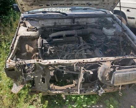 Белый Мазда 626, объемом двигателя 2 л и пробегом 2 тыс. км за 500 $, фото 5 на Automoto.ua