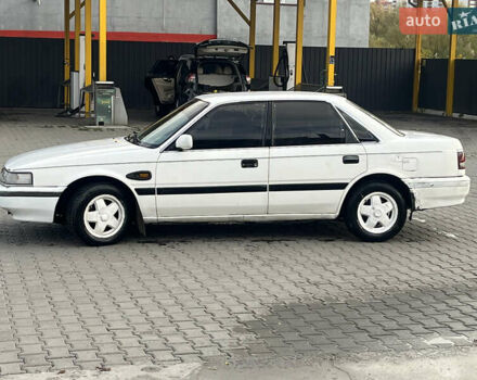Белый Мазда 626, объемом двигателя 1.98 л и пробегом 300 тыс. км за 1100 $, фото 4 на Automoto.ua