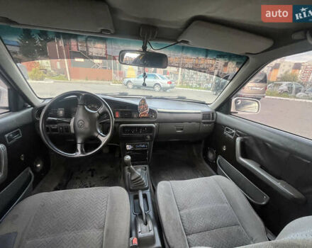 Белый Мазда 626, объемом двигателя 1.98 л и пробегом 300 тыс. км за 1100 $, фото 5 на Automoto.ua