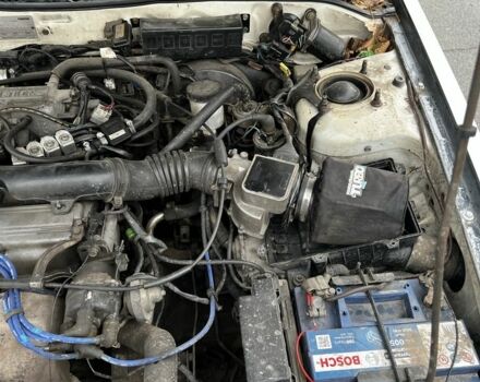 Белый Мазда 626, объемом двигателя 2 л и пробегом 412 тыс. км за 2500 $, фото 2 на Automoto.ua