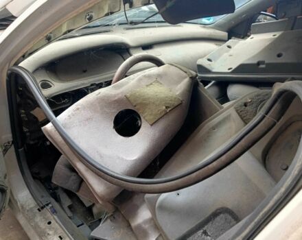 Білий Мазда 626, об'ємом двигуна 0 л та пробігом 300 тис. км за 500 $, фото 7 на Automoto.ua