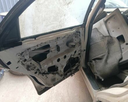 Білий Мазда 626, об'ємом двигуна 0 л та пробігом 300 тис. км за 500 $, фото 4 на Automoto.ua