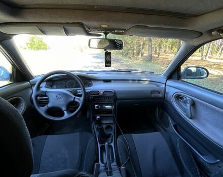 Білий Мазда 626, об'ємом двигуна 1.8 л та пробігом 303 тис. км за 1500 $, фото 6 на Automoto.ua