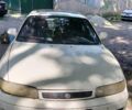 Білий Мазда 626, об'ємом двигуна 2.5 л та пробігом 324 тис. км за 800 $, фото 1 на Automoto.ua