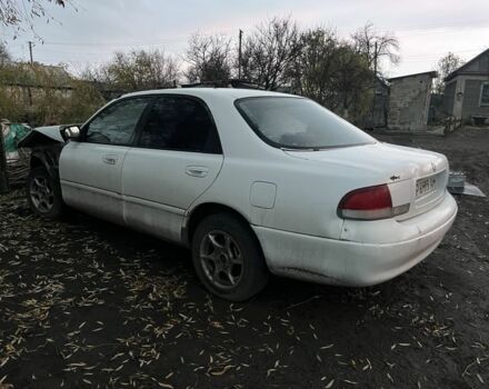 Белый Мазда 626, объемом двигателя 1.8 л и пробегом 300 тыс. км за 1027 $, фото 3 на Automoto.ua