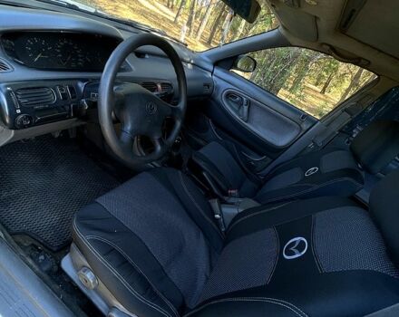 Білий Мазда 626, об'ємом двигуна 1.8 л та пробігом 303 тис. км за 1500 $, фото 7 на Automoto.ua