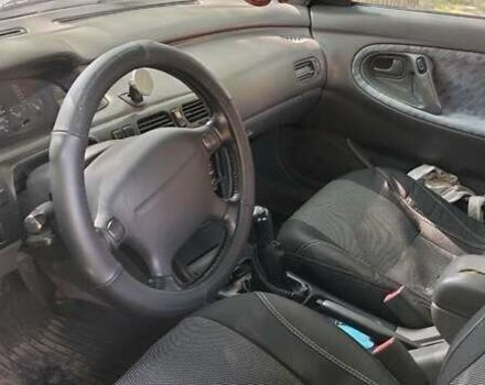 Білий Мазда 626, об'ємом двигуна 2.5 л та пробігом 324 тис. км за 800 $, фото 3 на Automoto.ua