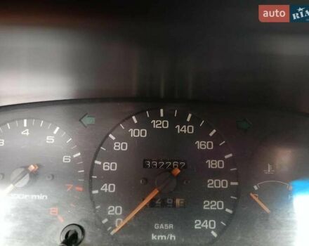 Белый Мазда 626, объемом двигателя 2.5 л и пробегом 330 тыс. км за 2100 $, фото 3 на Automoto.ua