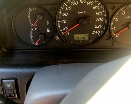 Белый Мазда 626, объемом двигателя 1.8 л и пробегом 292 тыс. км за 3200 $, фото 6 на Automoto.ua