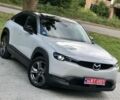 Білий Мазда 626, об'ємом двигуна 0 л та пробігом 9 тис. км за 21750 $, фото 3 на Automoto.ua