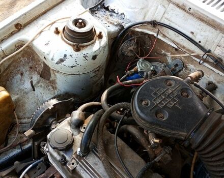 Білий Мазда 626, об'ємом двигуна 20 л та пробігом 407 тис. км за 1450 $, фото 8 на Automoto.ua