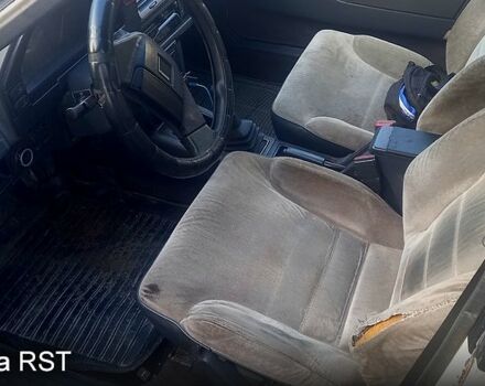 Білий Мазда 626, об'ємом двигуна 2 л та пробігом 350 тис. км за 1100 $, фото 3 на Automoto.ua